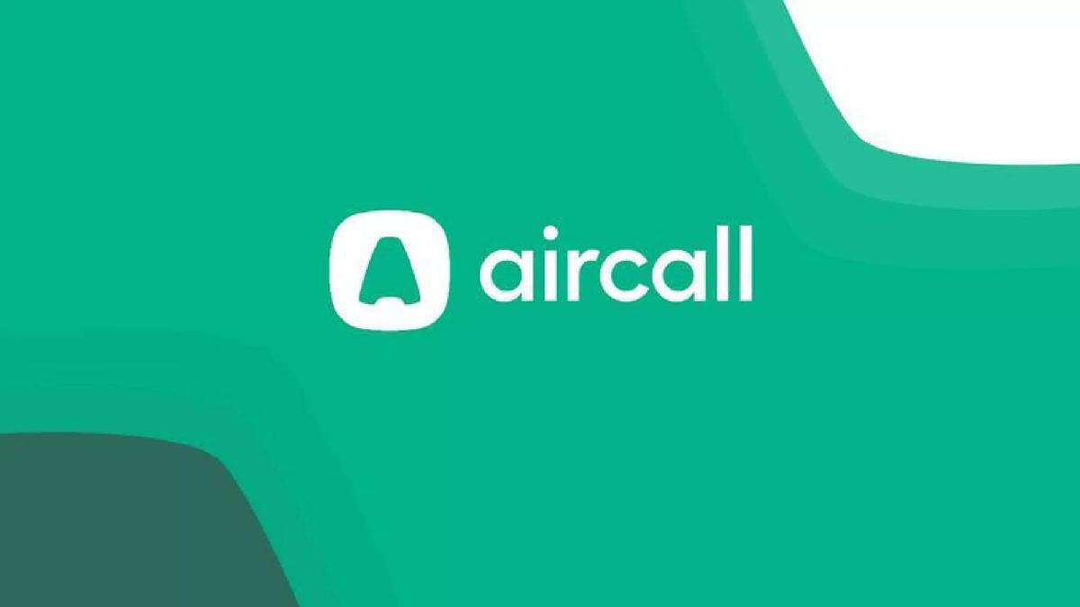 aircall pitch deck slide 1 of 13