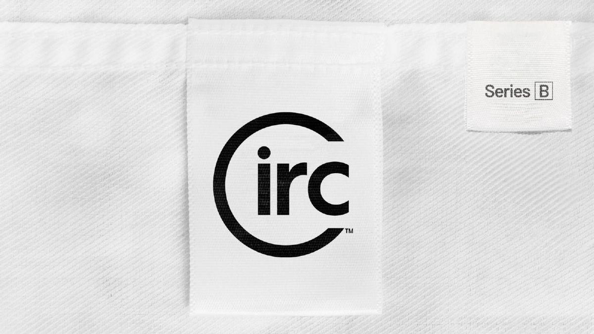 Circ pitch deck slide 2 of 12