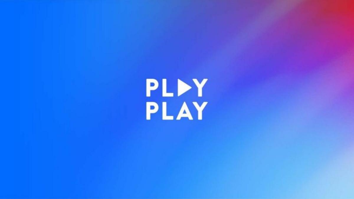 PlayPlay pitch deck slide 1 of 10