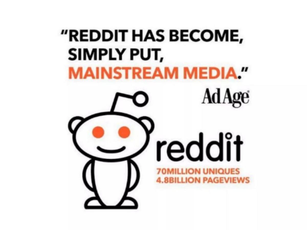 Reddit pitch deck slide 3 of 15